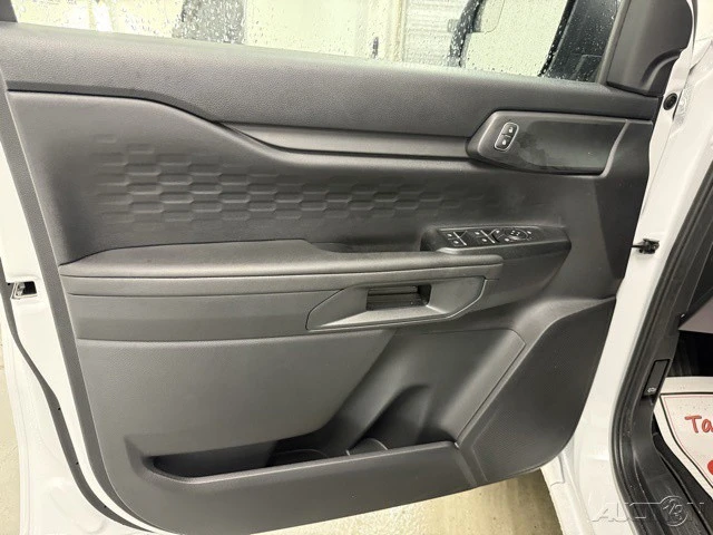 2025 Ford Ranger 5th Gen - Image 11 of 12