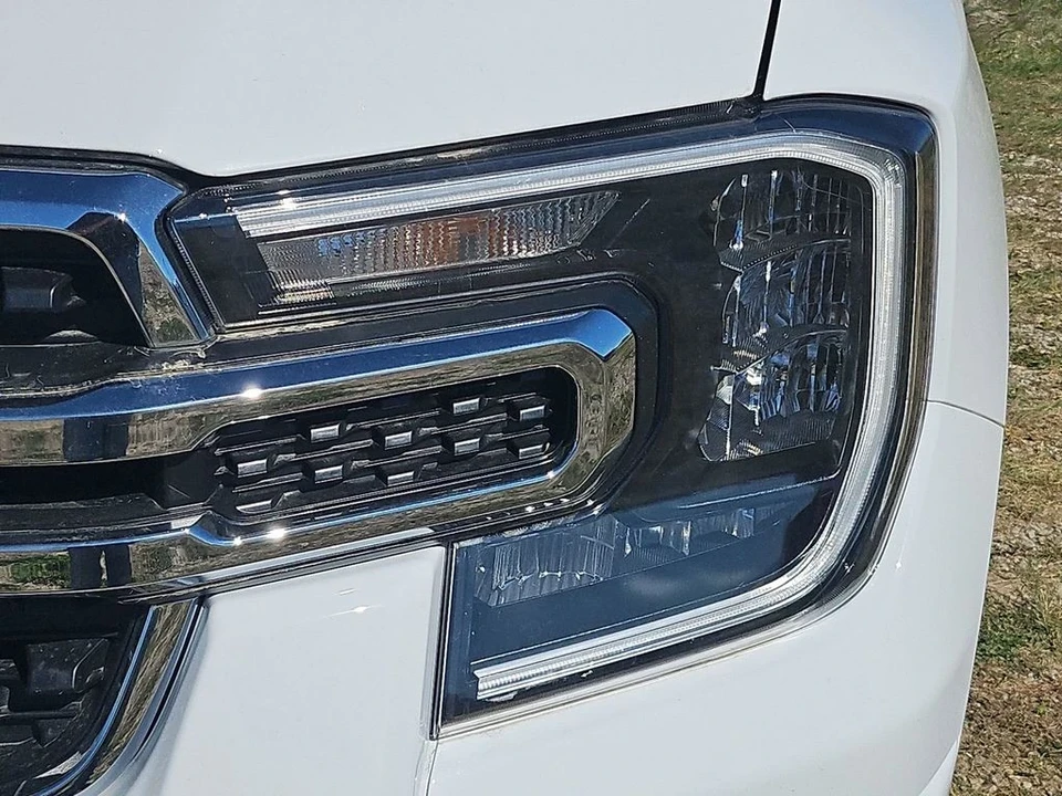 2025 Ford Ranger 5th Gen - Image 18 of 21