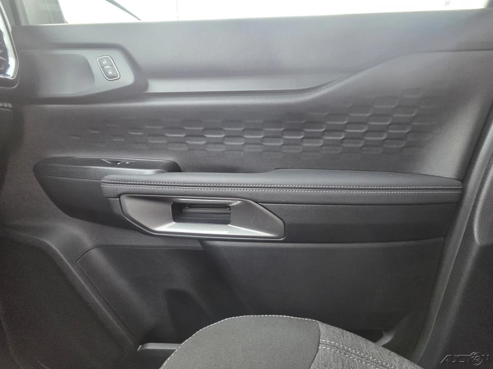 2025 Ford Ranger 5th Gen - Image 14 of 21