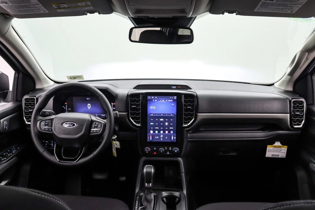 2025 Ford Ranger 5th Gen - Image 16 of 21