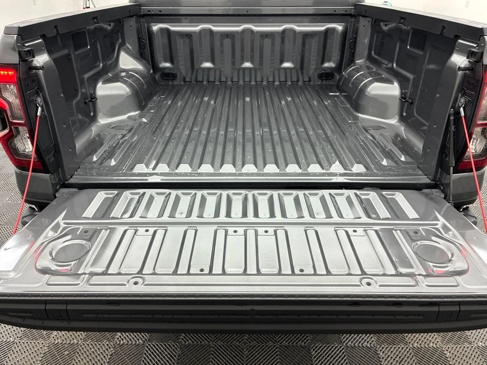 2025 Ford Ranger 5th Gen - Image 8 of 12
