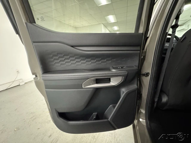 2025 Ford Ranger 5th Gen - Image 8 of 12