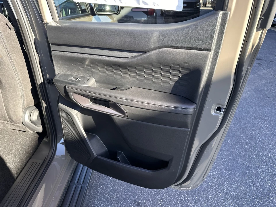 2025 Ford Ranger 5th Gen - Image 16 of 21