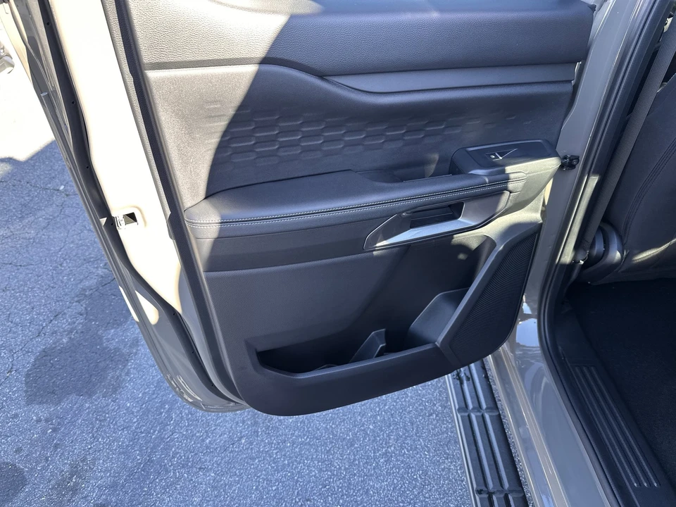 2025 Ford Ranger 5th Gen - Image 12 of 21