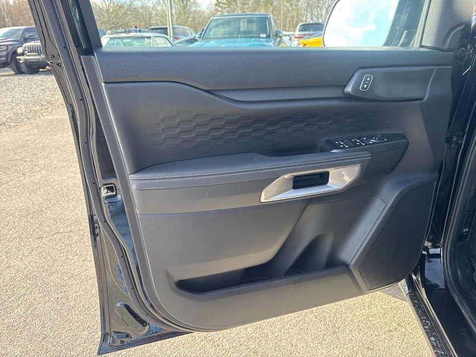 2025 Ford Ranger 5th Gen - Image 23 of 31