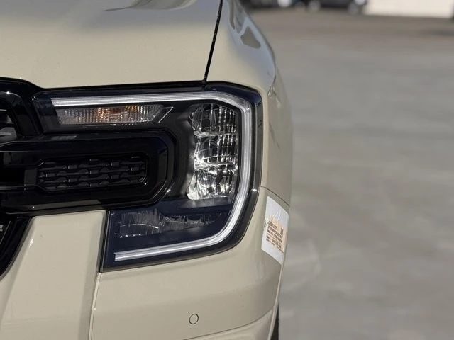 2025 Ford Ranger 5th Gen - Image 8 of 12