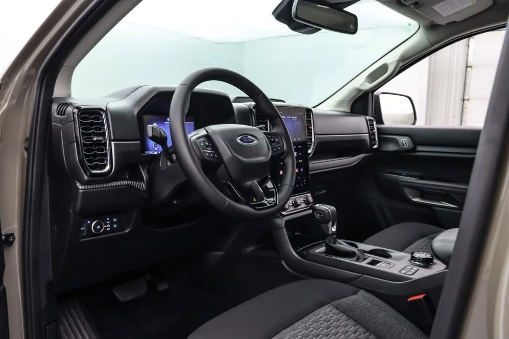 2025 Ford Ranger 5th Gen - Image 14 of 21