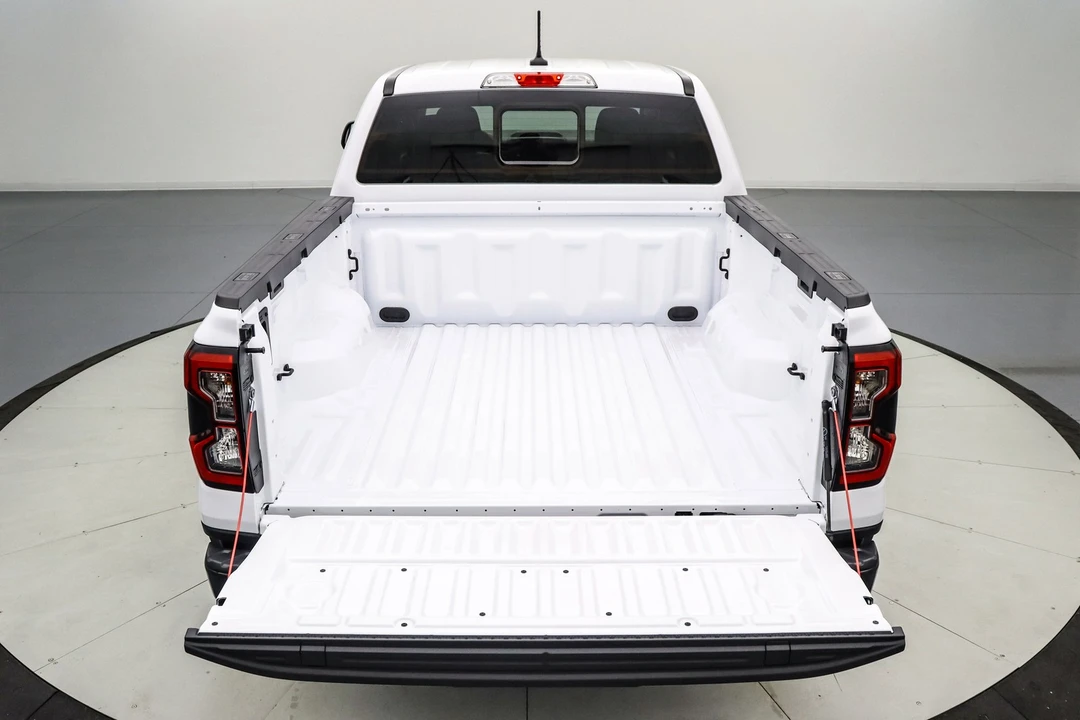 2025 Ford Ranger 5th Gen - Image 7 of 21