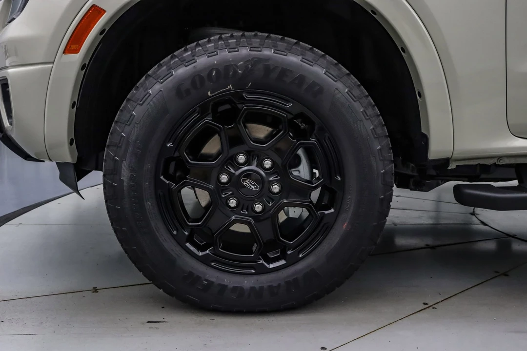 2025 Ford Ranger 5th Gen - Image 12 of 21