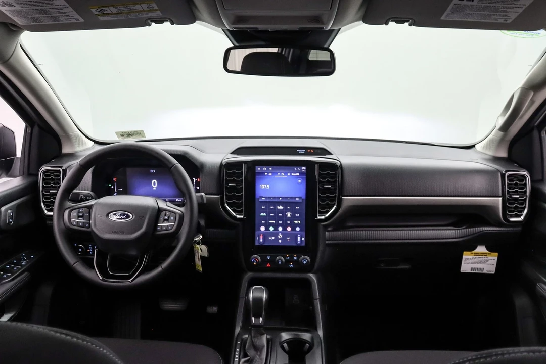 2025 Ford Ranger 5th Gen - Image 16 of 21