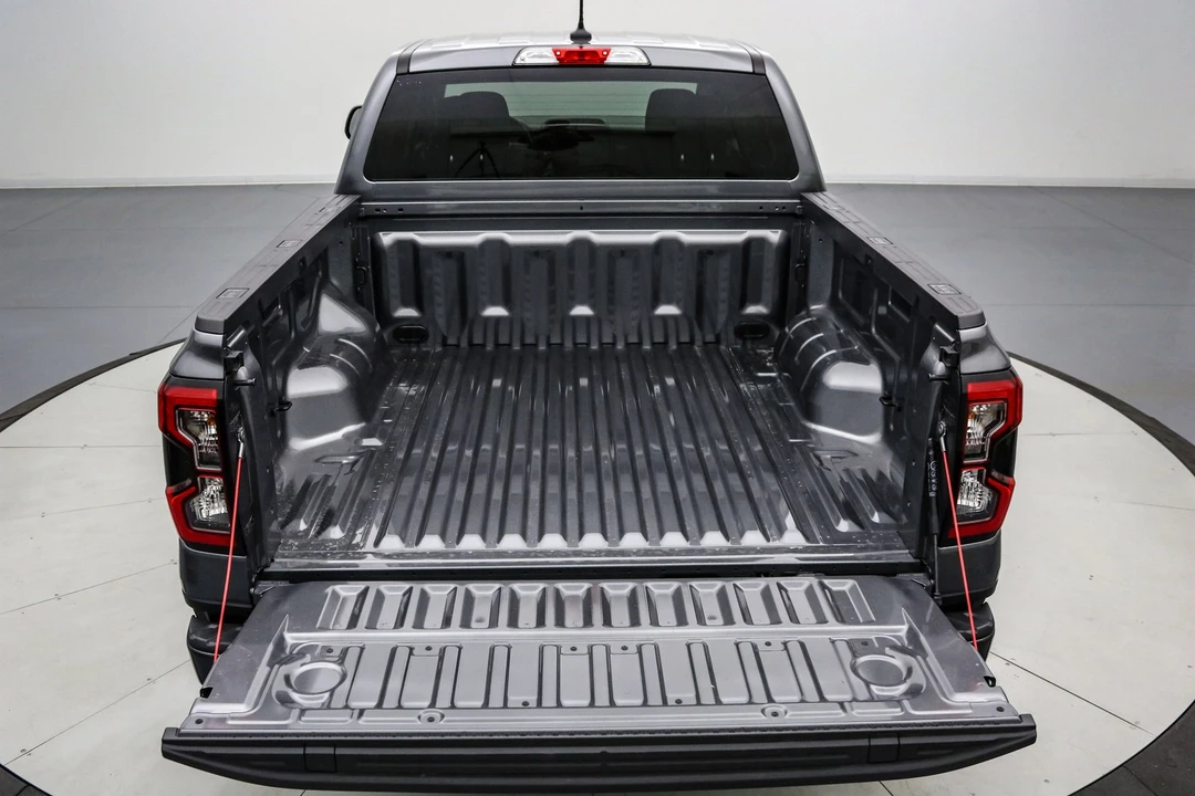2025 Ford Ranger 5th Gen - Image 7 of 21