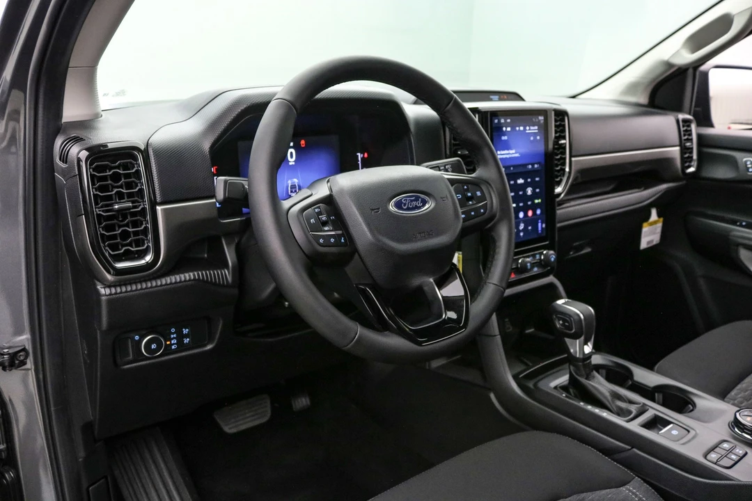 2025 Ford Ranger 5th Gen - Image 14 of 21
