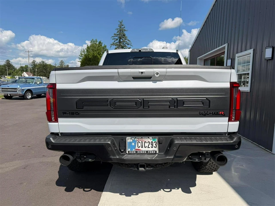 2025 Ford F-150 Raptor 14th Gen - Image 3 of 31