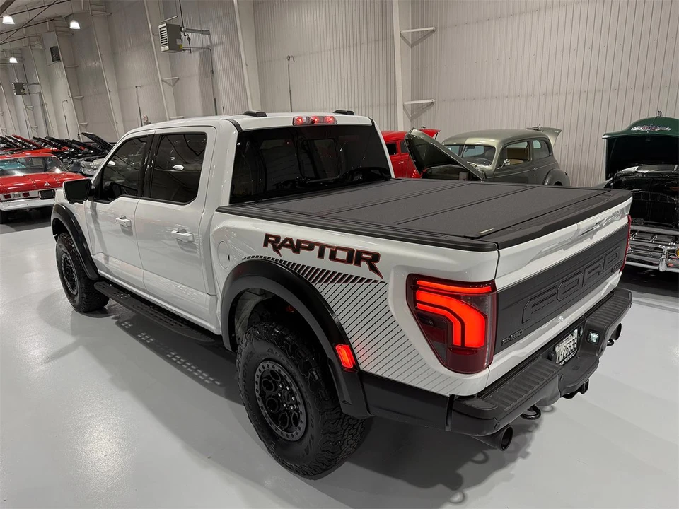 2025 Ford F-150 Raptor 14th Gen - Image 6 of 29