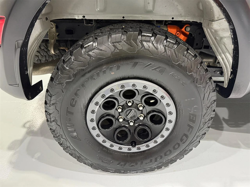 2025 Ford F-150 Raptor 14th Gen - Image 13 of 29