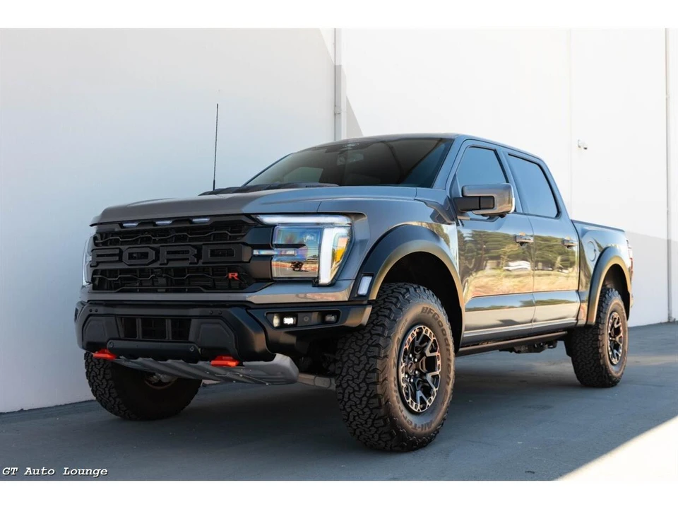 2025 Ford F-150 Raptor 14th Gen - Image 2 of 31