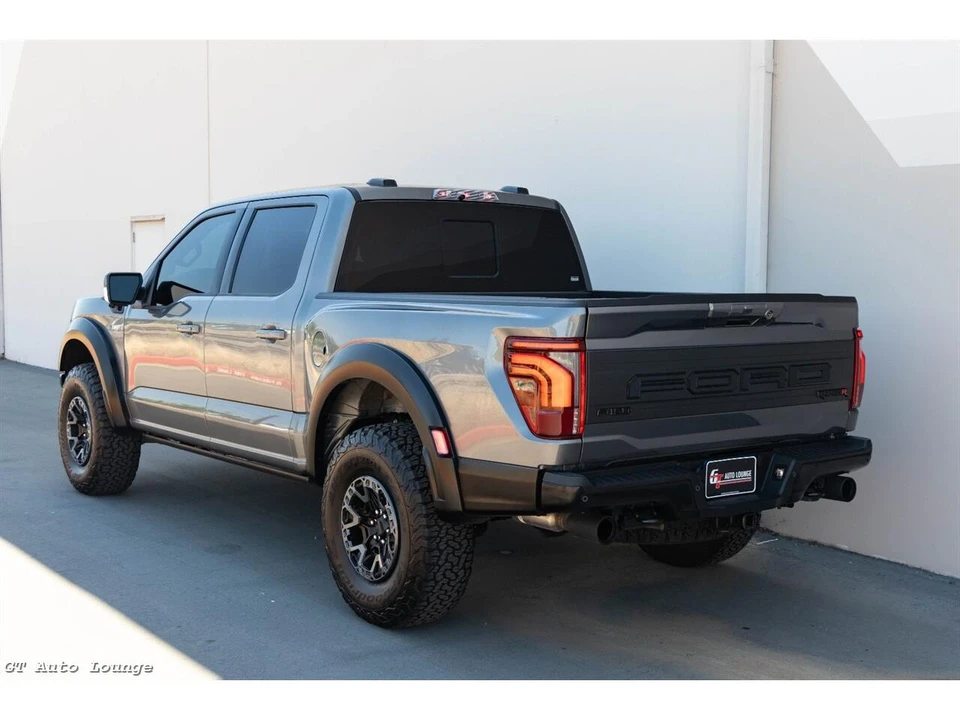 2025 Ford F-150 Raptor 14th Gen - Image 12 of 31