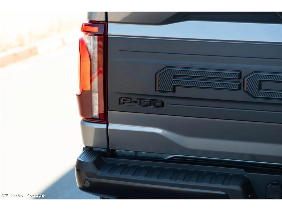 2025 Ford F-150 Raptor 14th Gen - Image 26 of 31