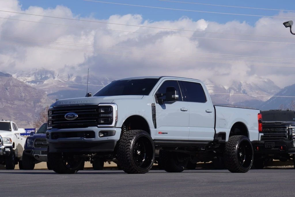2025 Ford Super Duty 5th Gen - Image 2 of 12