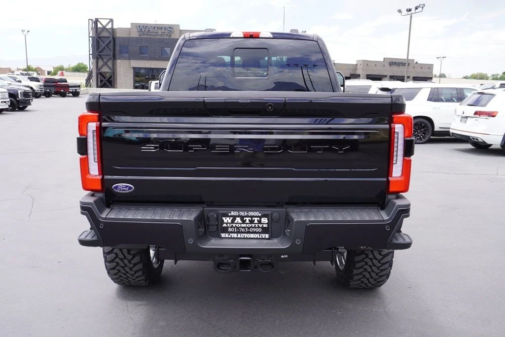 2025 Ford Super Duty 5th Gen - Image 9 of 12