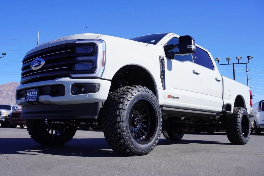 2025 Ford Super Duty 5th Gen - Image 6 of 12