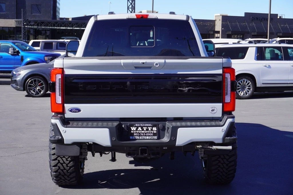 2025 Ford Super Duty 5th Gen - Image 9 of 12