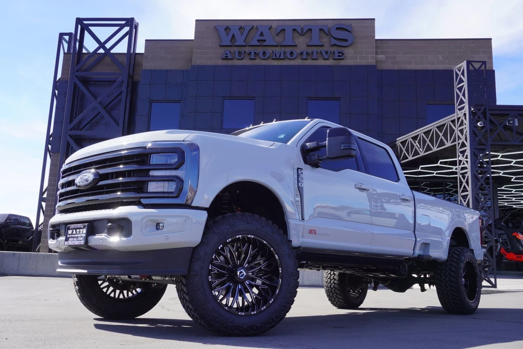 2025 Ford Super Duty 5th Gen - Image 5 of 12