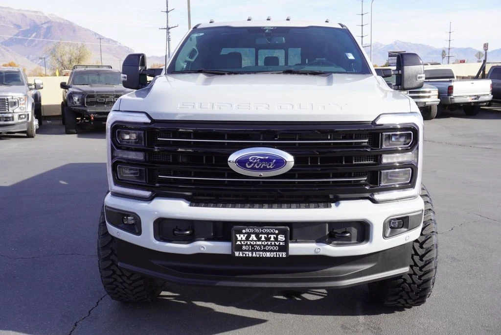 2025 Ford Super Duty 5th Gen - Image 4 of 12