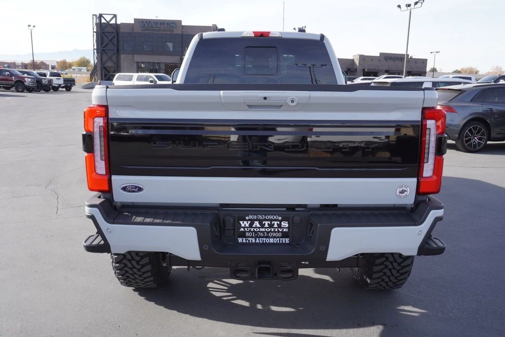 2025 Ford Super Duty 5th Gen - Image 9 of 12