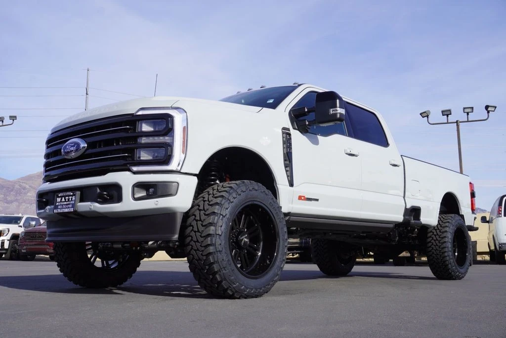 2025 Ford Super Duty 5th Gen - Image 6 of 12