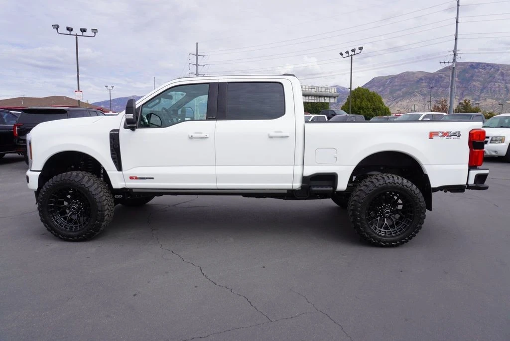 2025 Ford Super Duty 5th Gen - Image 7 of 12