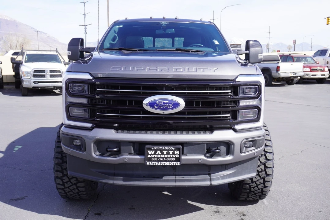 2025 Ford Super Duty 5th Gen - Image 7 of 12