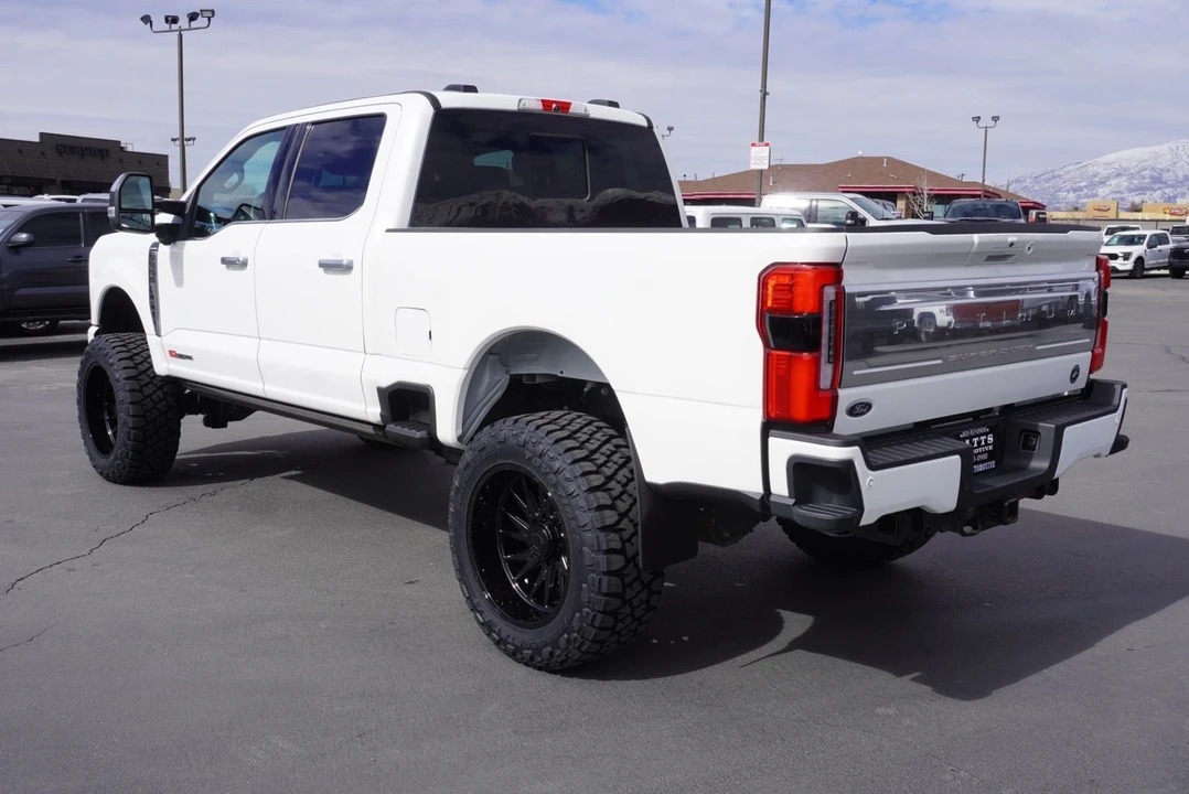 2025 Ford Super Duty 5th Gen - Image 7 of 12
