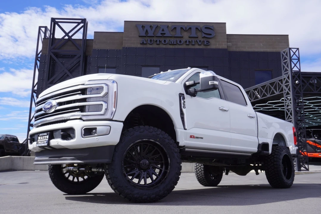 2025 Ford Super Duty 5th Gen - Image 3 of 12