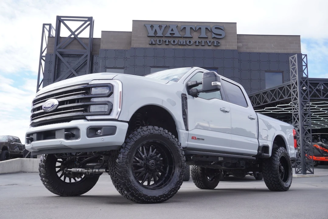 2025 Ford Super Duty 5th Gen - Image 3 of 12
