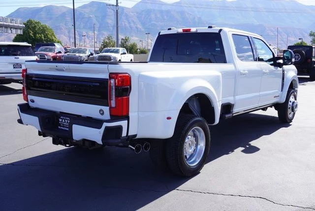 2025 Ford Super Duty 5th Gen - Image 13 of 21