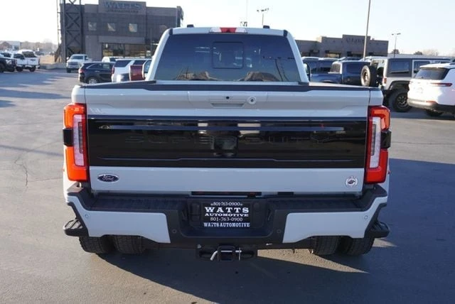 2025 Ford Super Duty 5th Gen - Image 9 of 21