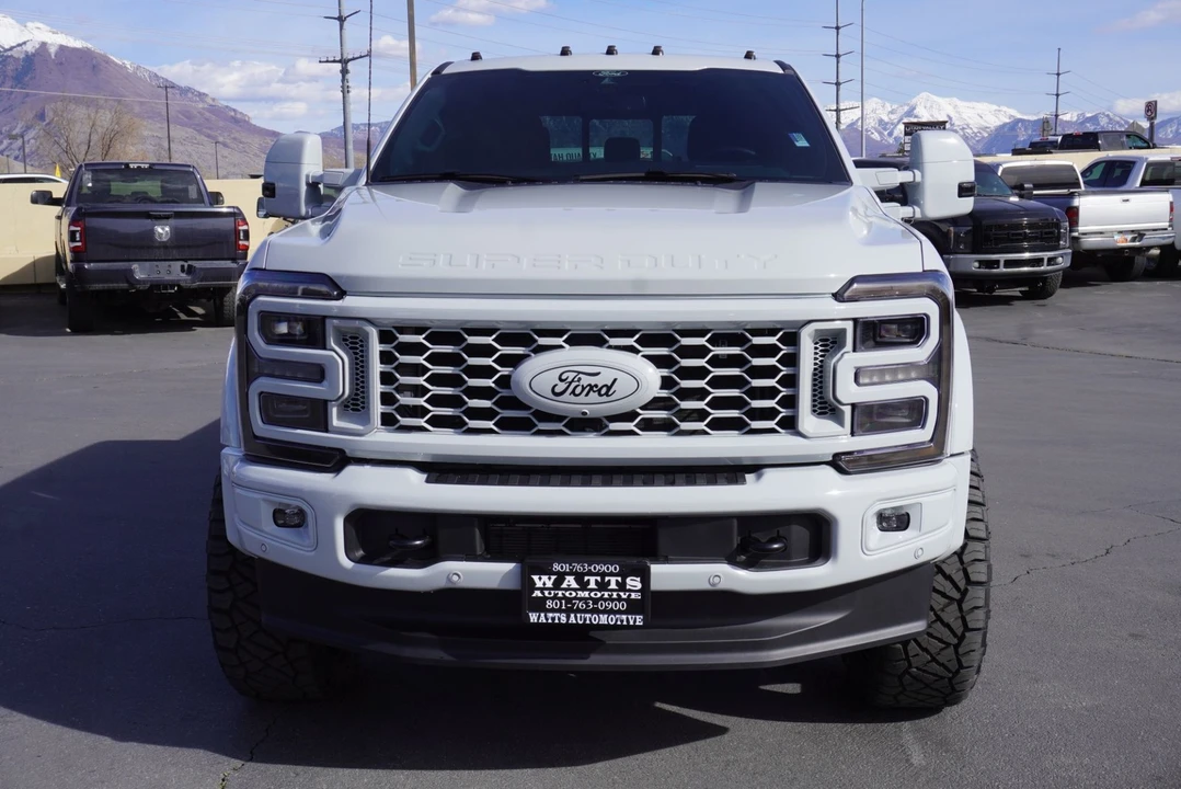 2025 Ford Super Duty 5th Gen - Image 4 of 12