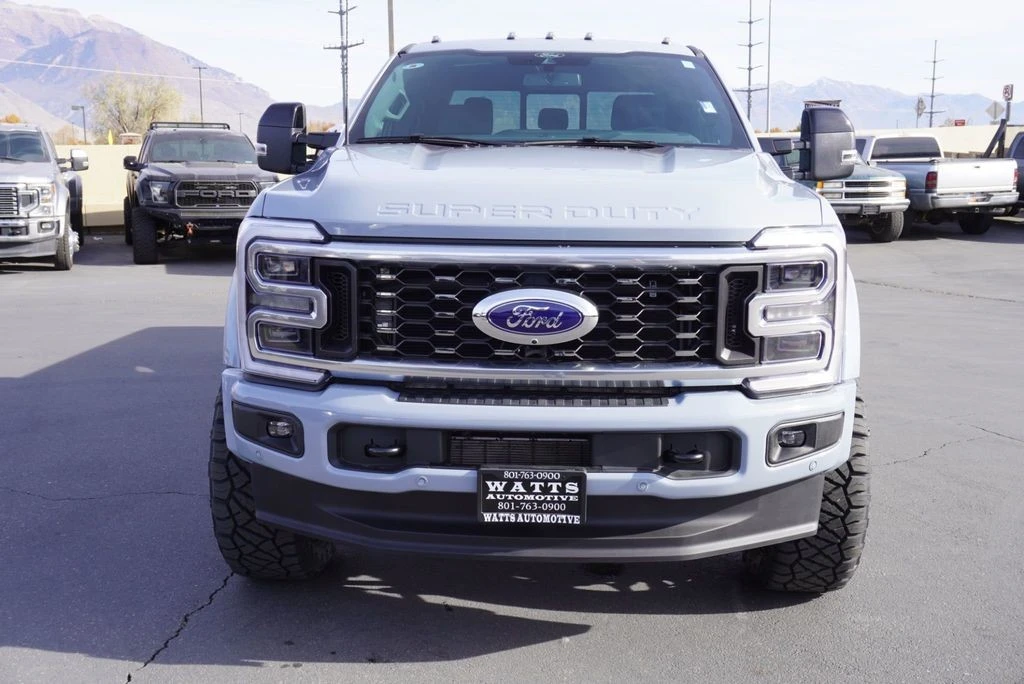 2025 Ford Super Duty 5th Gen - Image 4 of 12