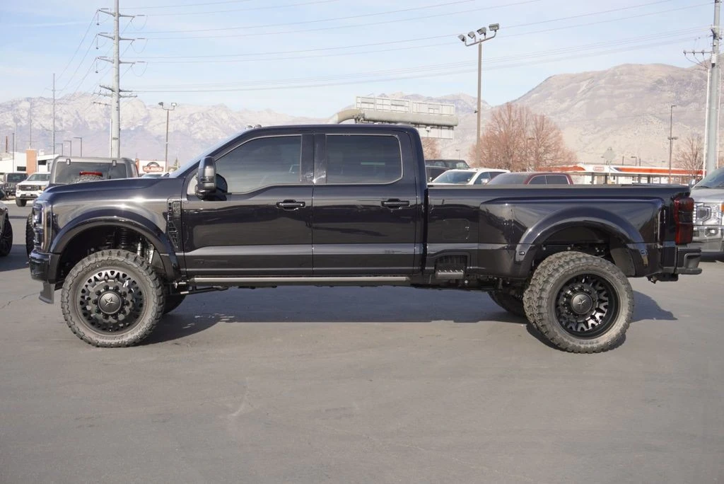 2025 Ford Super Duty 5th Gen - Image 7 of 12