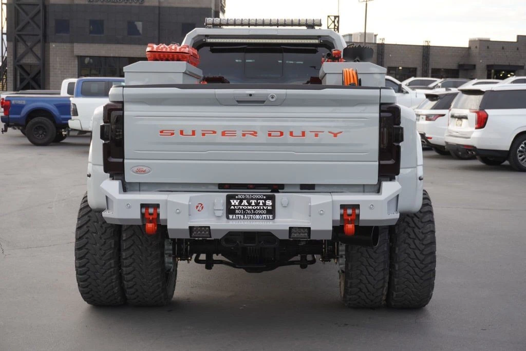 2025 Ford Super Duty 5th Gen - Image 9 of 12