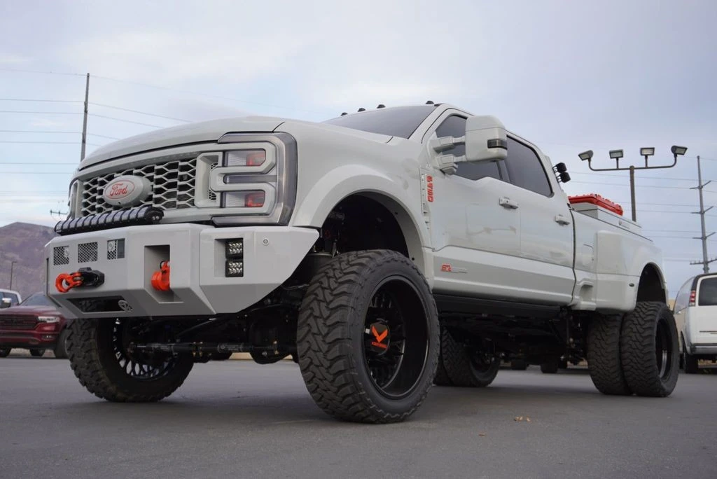 2025 Ford Super Duty 5th Gen - Image 6 of 12
