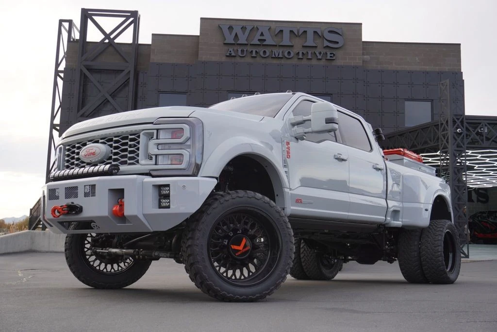 2025 Ford Super Duty 5th Gen - Image 3 of 12