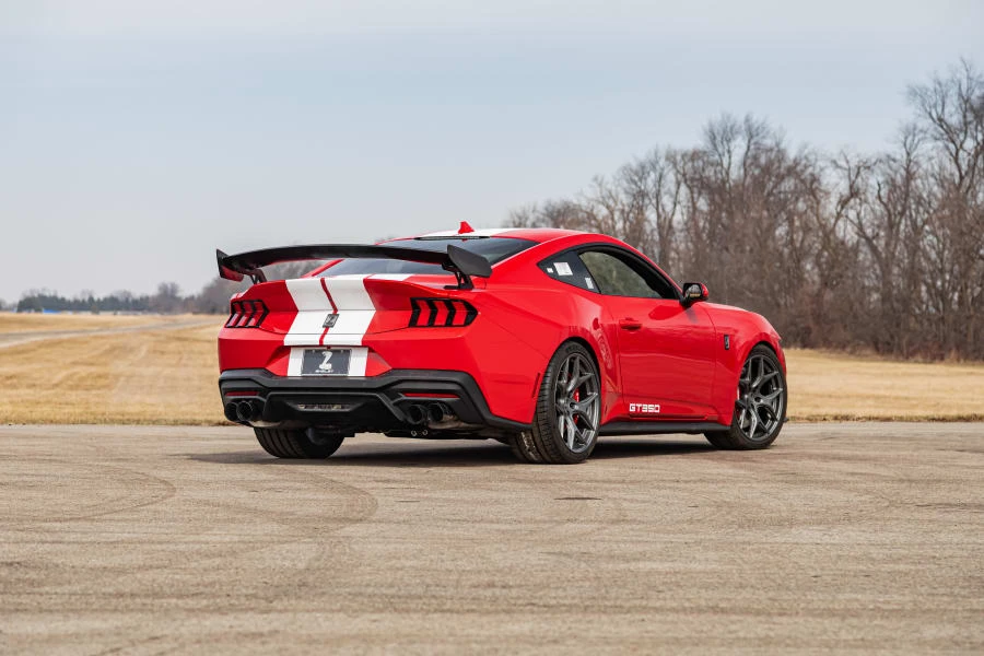 2025 Ford Shelby Mustang - Image 3 of 31