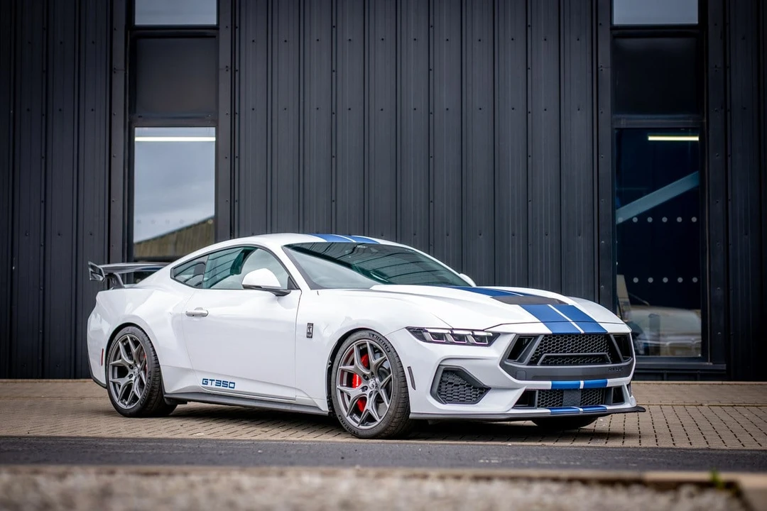 2025 Shelby GT350 - Image 5 of 31