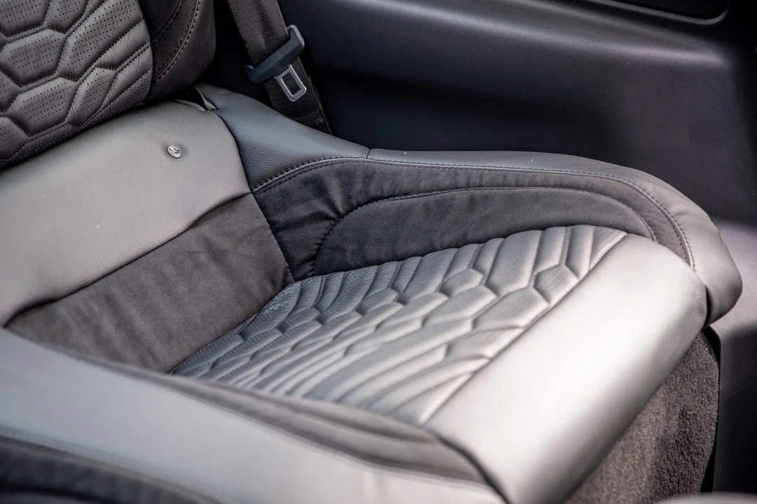 2025 Shelby GT350 - Image 24 of 31