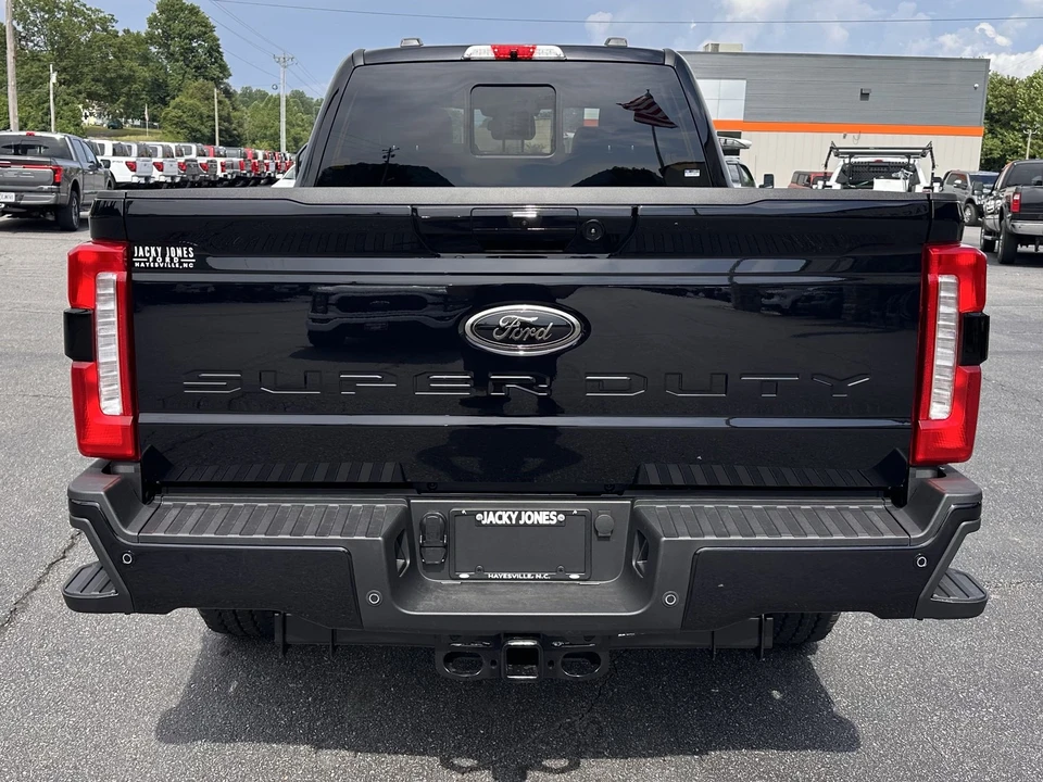 2025 Ford Super Duty 5th Gen - Image 7 of 21