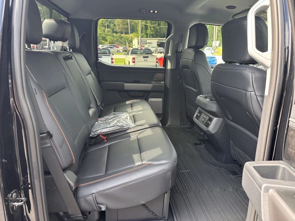 2025 Ford Super Duty 5th Gen - Image 17 of 21