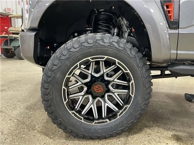 2025 Ford Super Duty 5th Gen - Image 7 of 21