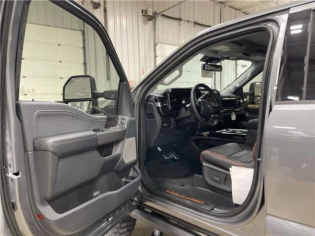 2025 Ford Super Duty 5th Gen - Image 16 of 21